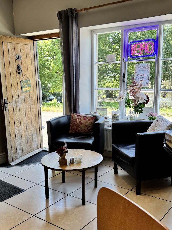 グレットン村の隠れた名店、Lydia's Coffee Shop